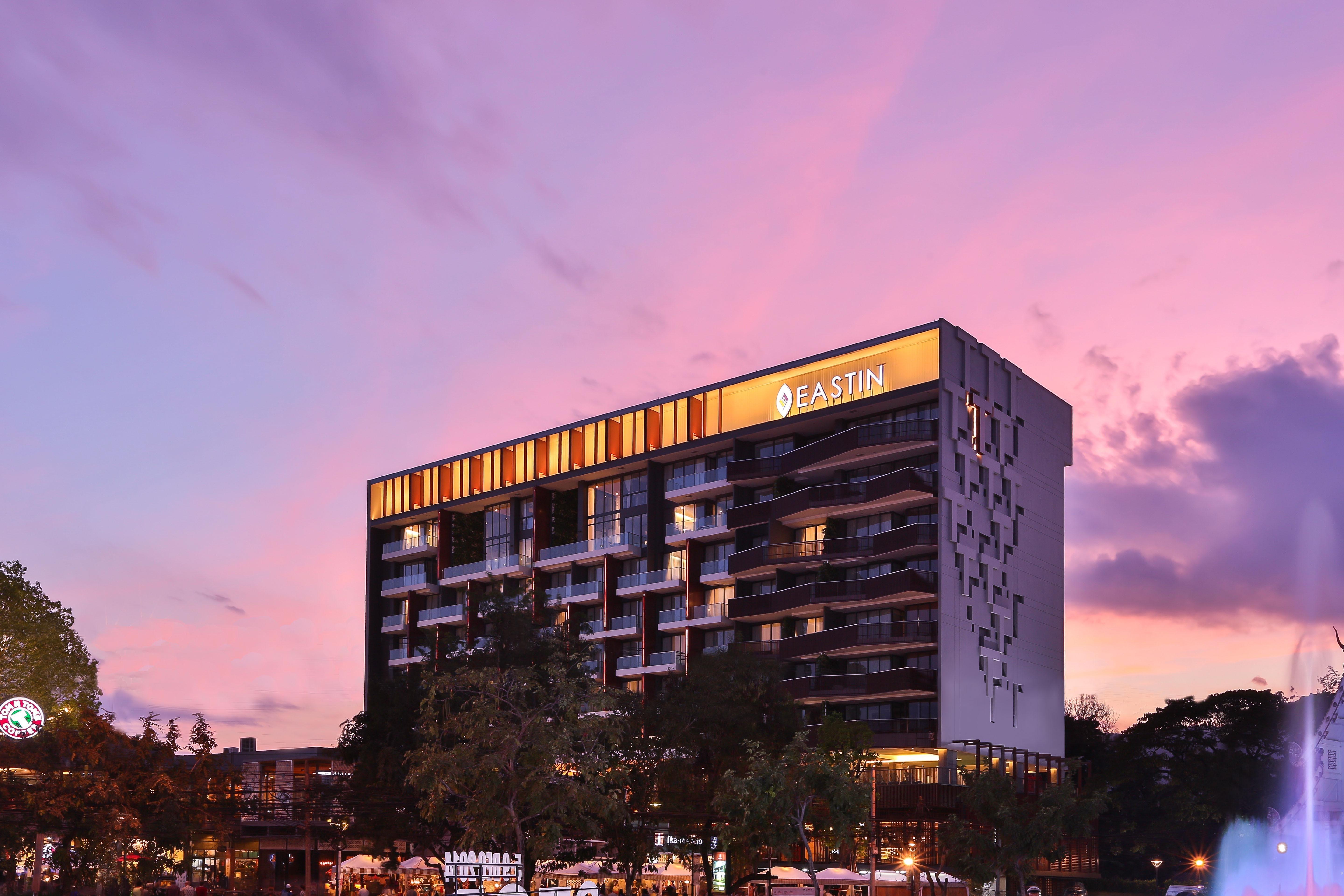 Eastin Tan Hotel Чиангмай Екстериор снимка