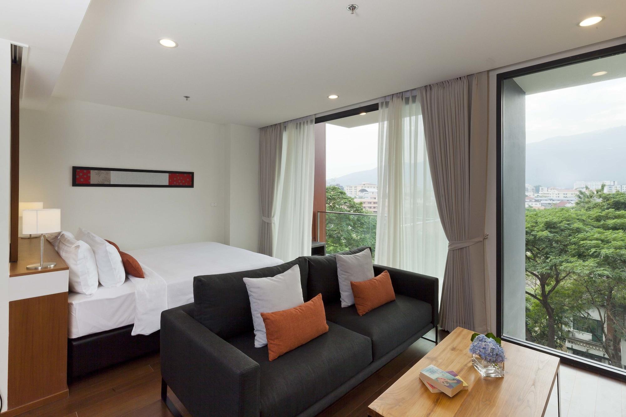 Eastin Tan Hotel Чиангмай Екстериор снимка