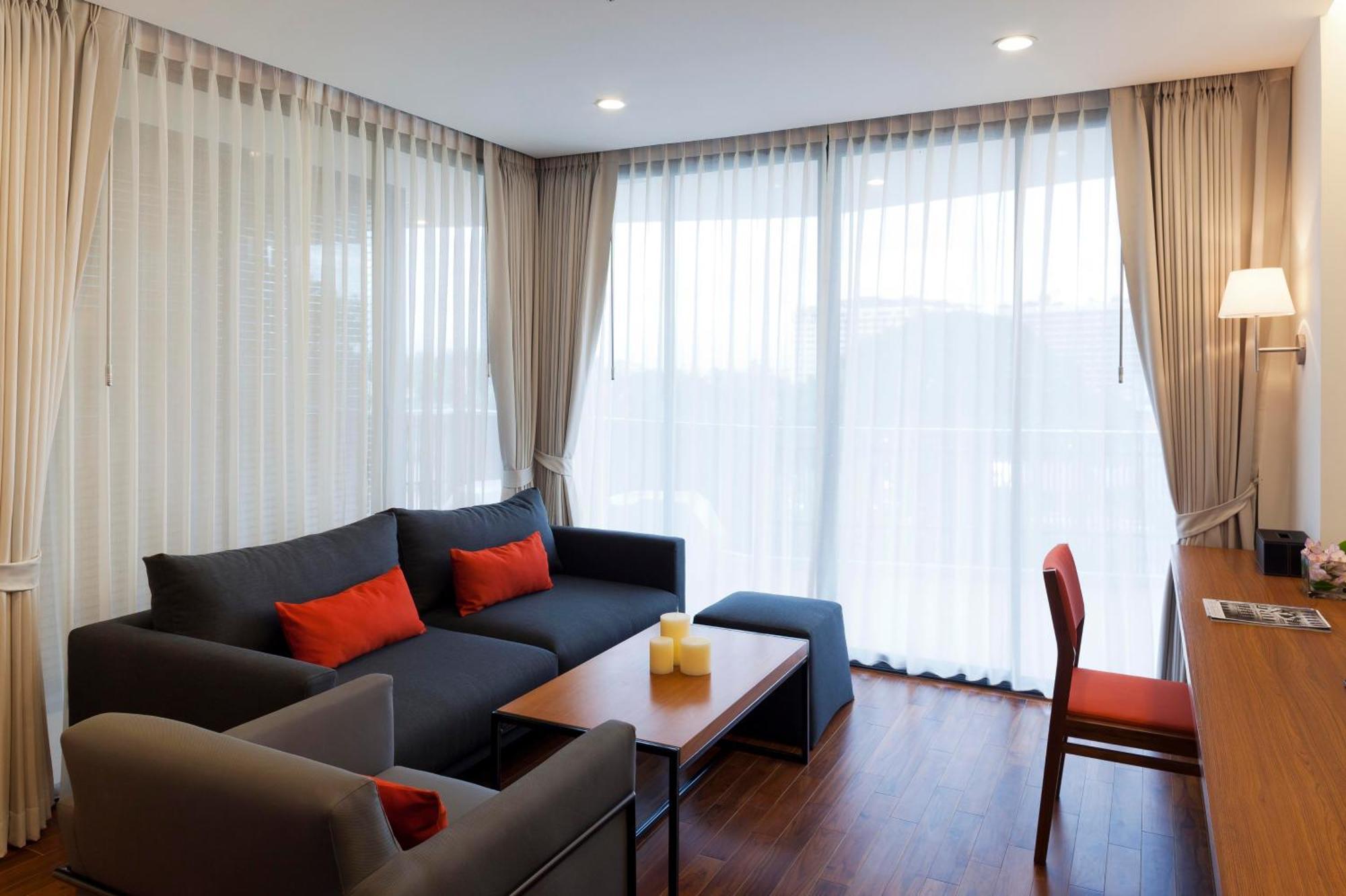Eastin Tan Hotel Чиангмай Екстериор снимка