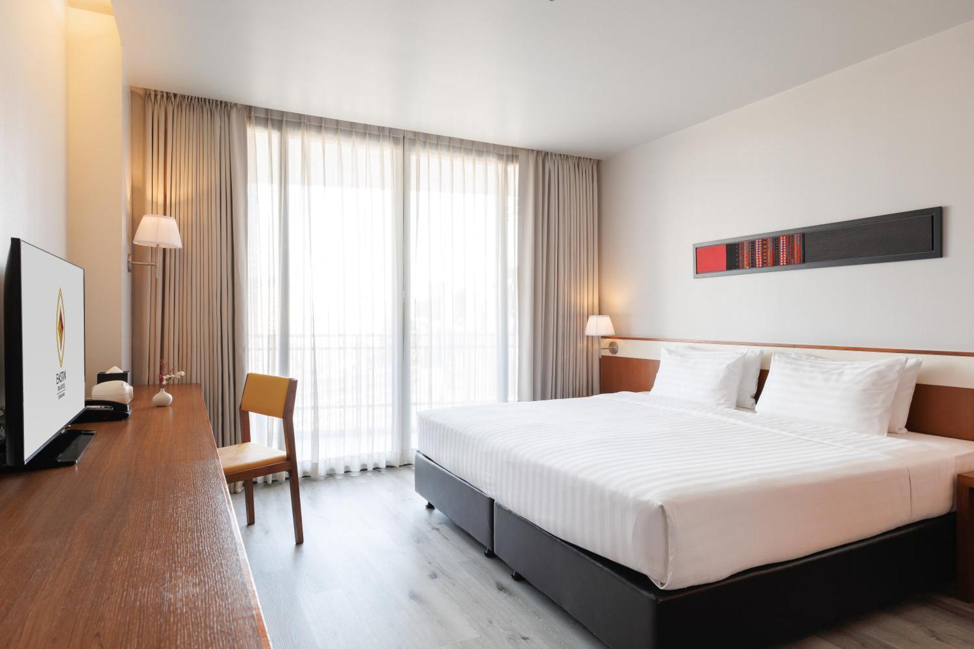 Eastin Tan Hotel Чиангмай Екстериор снимка