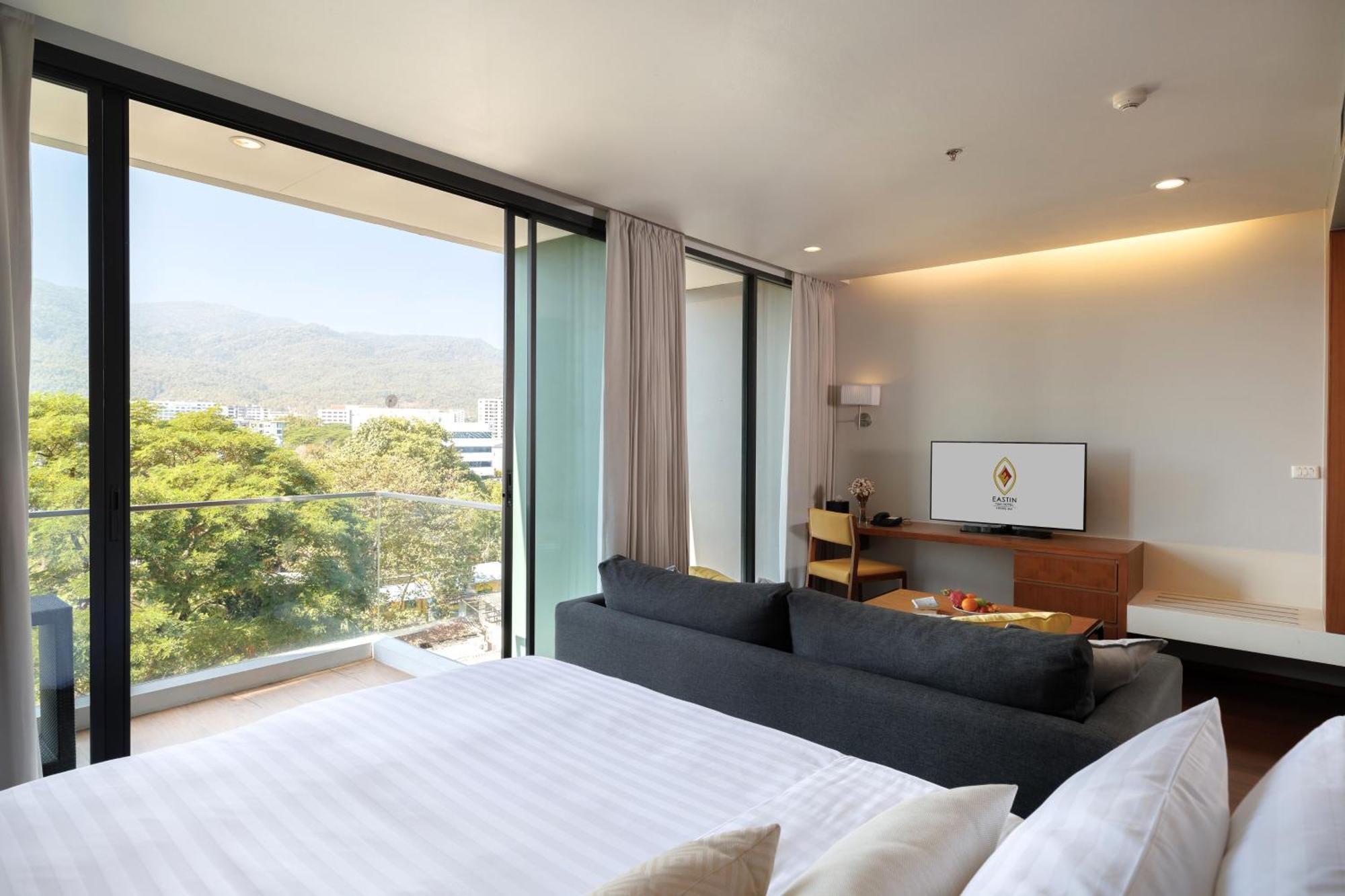 Eastin Tan Hotel Чиангмай Екстериор снимка