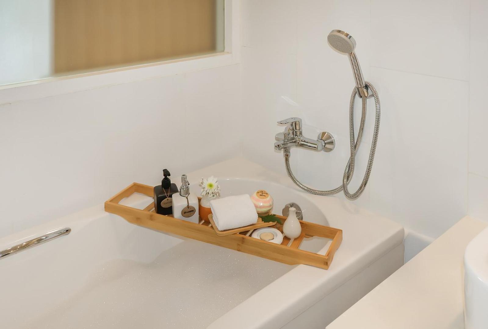 Eastin Tan Hotel Чиангмай Екстериор снимка